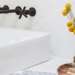 Tendenza arredamento: la rubinetteria nera in bagno
